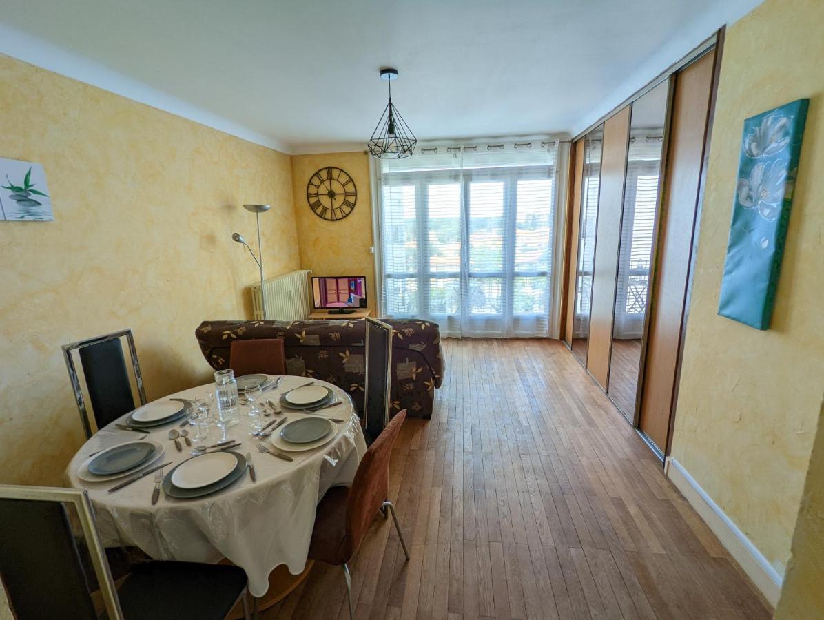 Bellejoie - Appartement T3- Poitiers Sud - Direct Futuroscope - Parking Et Wifi Gratuit Eksteriør billede